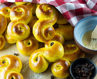 Saftiga lussebullar eller lussekatter – vårt bästa recept