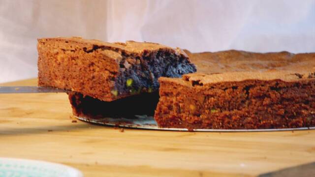 Torta caprese - italiensk kladdkaka med pistagenötter