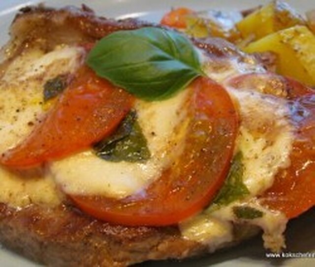 Italienska karrekotletter med tomat och mozzarella