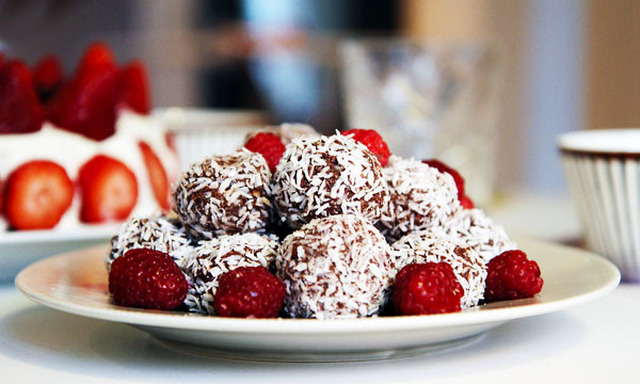 Raw Food – Chokladbollar med hallon!