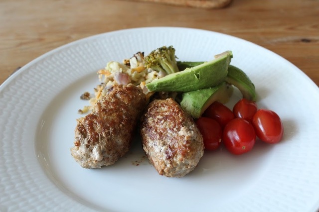 Gluten- och mjölkfri rotfruktsgratäng med lammfärsbiffar