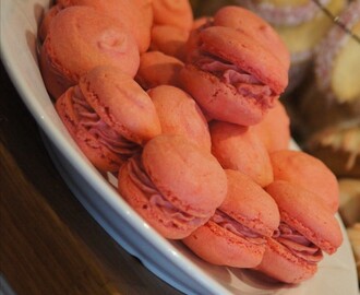 Macarons med hallon