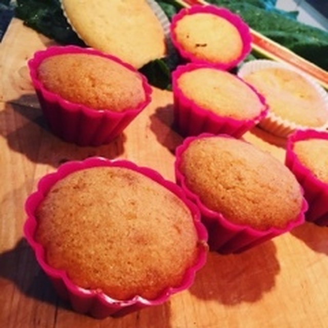 Rabarbermuffins fri från gluten-, mjölk- och socker