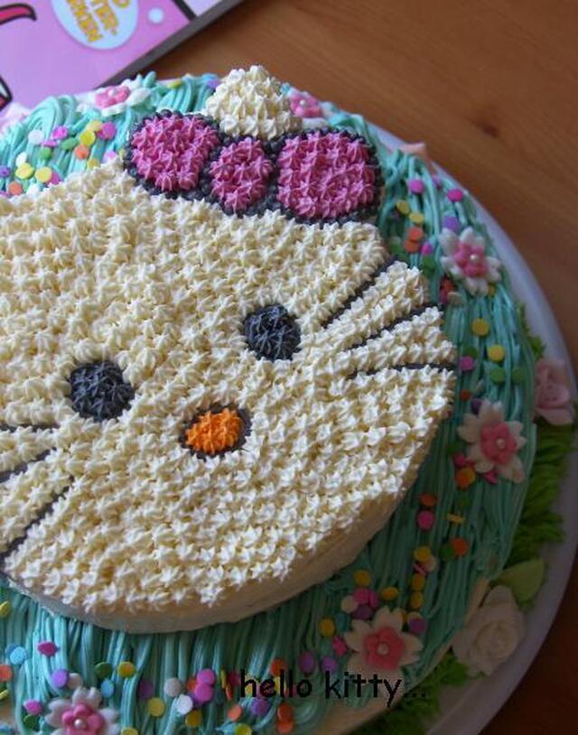 Hello kitty 3D tårta.