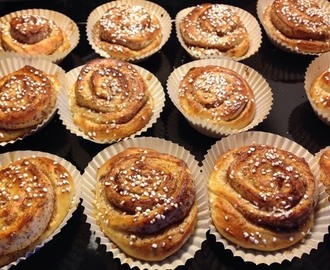 Saftiga kanelbullar