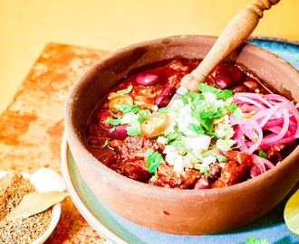 Chili con carne - recept på klassisk gryta på högrev