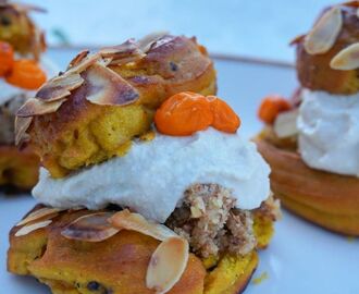 Mandel och Saffranssemlor - Almond and Saffron Semla