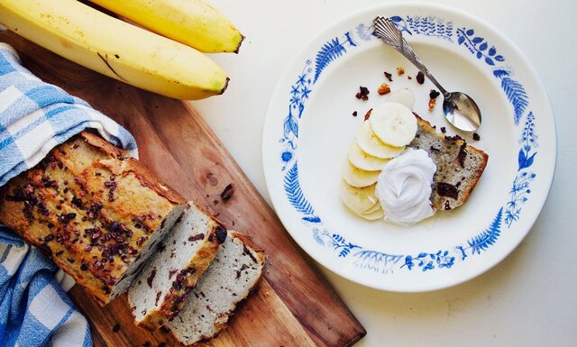 Supergod banan och chokladkaka – servera som mellanmål eller dessert