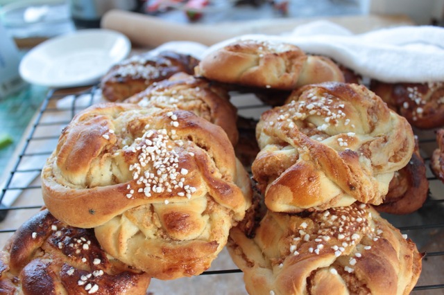 Mjölkfria äppelbullar