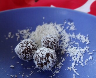 Nöt-, frö-, gluten-, mjölk- och sockerfria chokladbollar