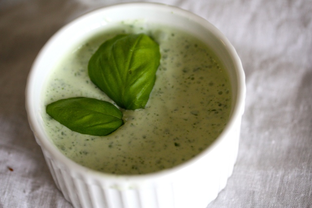 Easy Peasy Delicious Basil Sauce – Lätt som en Plätt Super God Basilika Sås