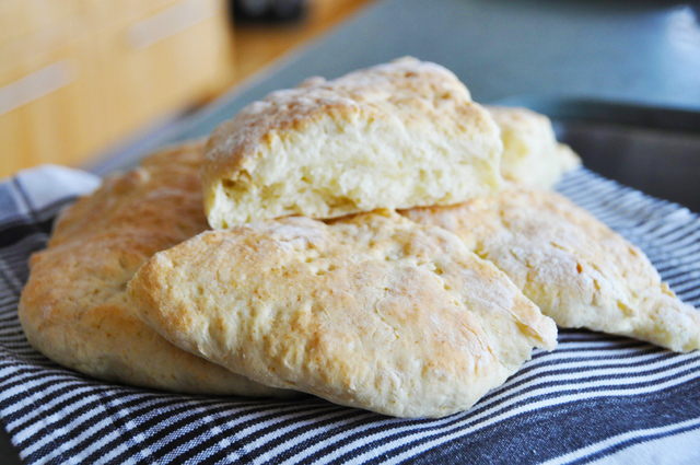 Scones till semesterns första frukost