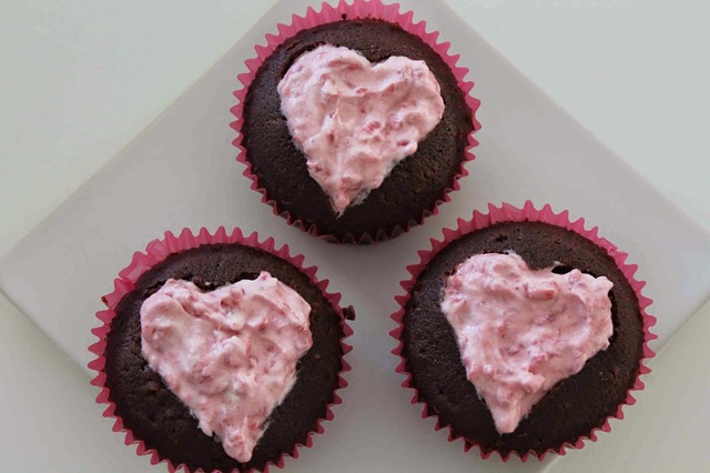 Chokladmuffins med hallonmousse