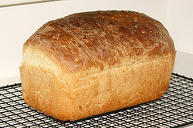 Enkelt bröd med kesella