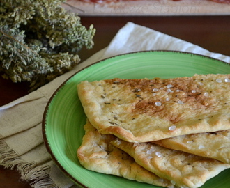 Focaccia croccante veloce senza lievitazione