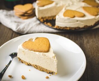 No bake gingerbread cheesecake