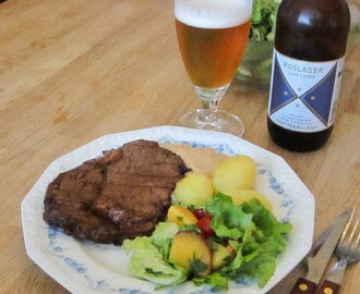 Konjak och het pepparmarinerad Entrecote och en kall Roslager