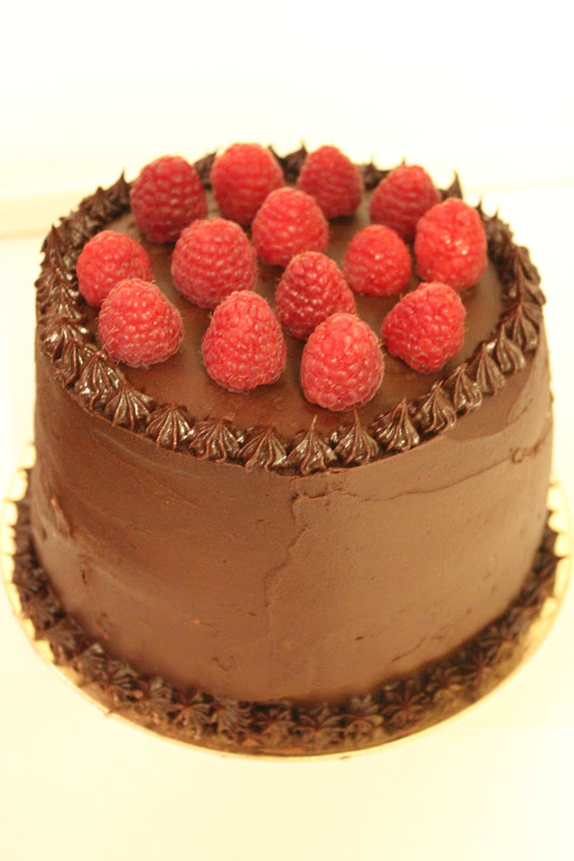 Chocolate cake with ultimate chocolate frosting