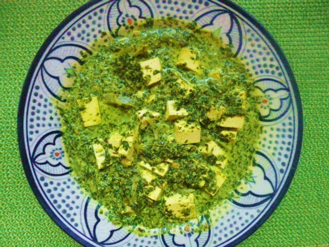 Palak paneer /panir /tofu – Indisk färskost i spenat