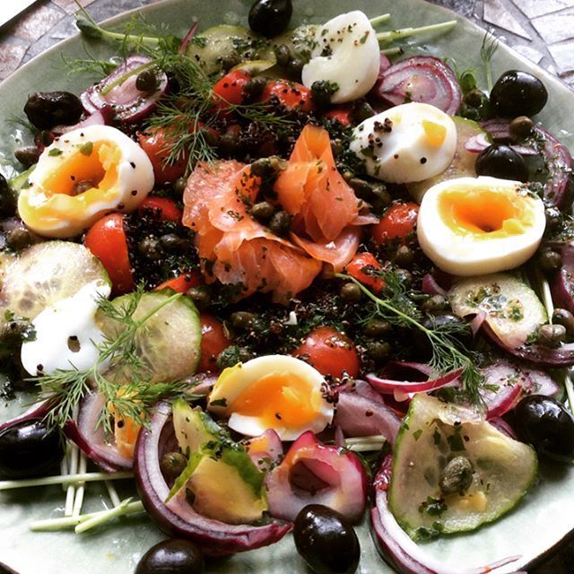 Salmon and black quinoa salad by 