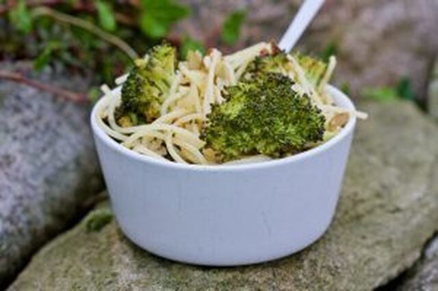 Pasta med rostad broccoli
