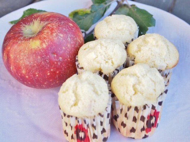 Muffins med äpple och citron