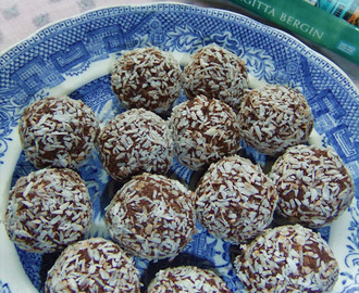 Chokladbollar med mandelsmör