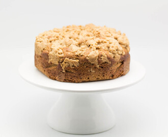 Cinnamon-Orange Coffee Cake with Crumbs