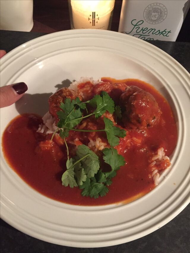 Marockanska köttbullar i tomatsås med ris