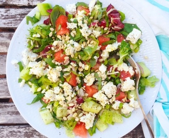 Mättande melonsallad med fetaost och gurka