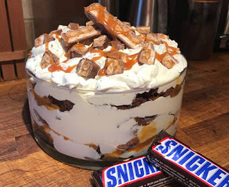 Snickers trifle