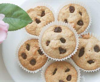 Muffins med smak av kokos, kanel och russin