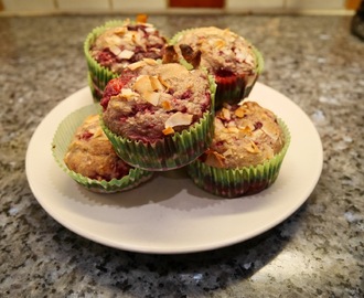 Nyttiga muffins med hallon och kardemumma