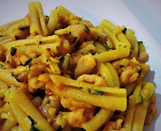 Caserecce con zucchine e salmone