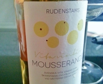 Rudenstams mousserande vita vinbär