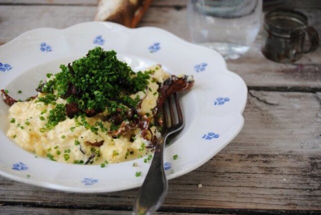 Äggröra med ricotta och svamp