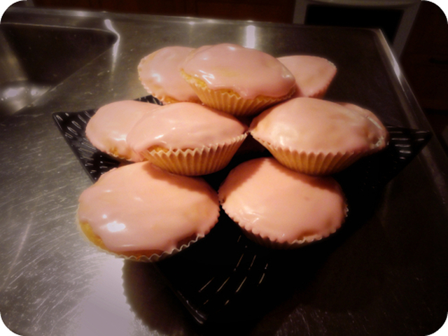 Citronsöta cupcakes