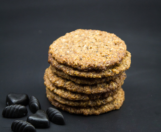 Vegan Licorice Oat Cookies