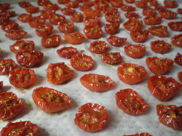 Ugnstorkade tomater